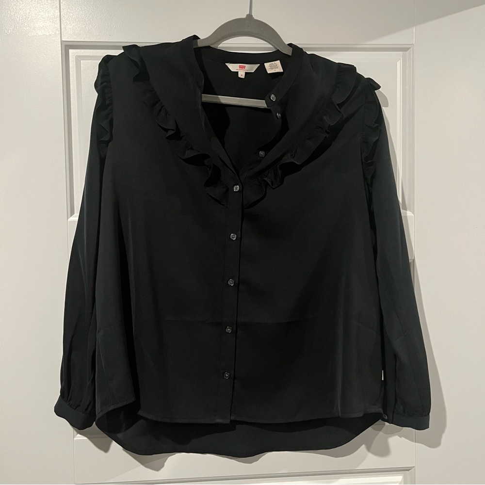 Levi’s Ruffled Button Front Blouse Size M